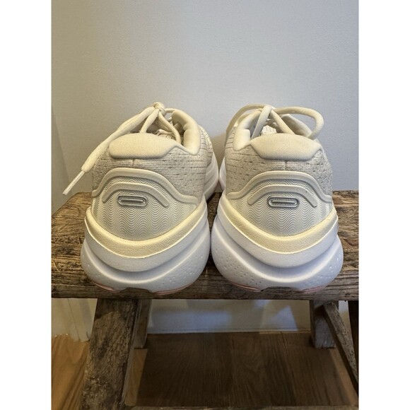 Size 9  Brooks Ghost Max 2 Wide Coconut Milk Zephyr W Running Near Mint - Picture 8 of 16